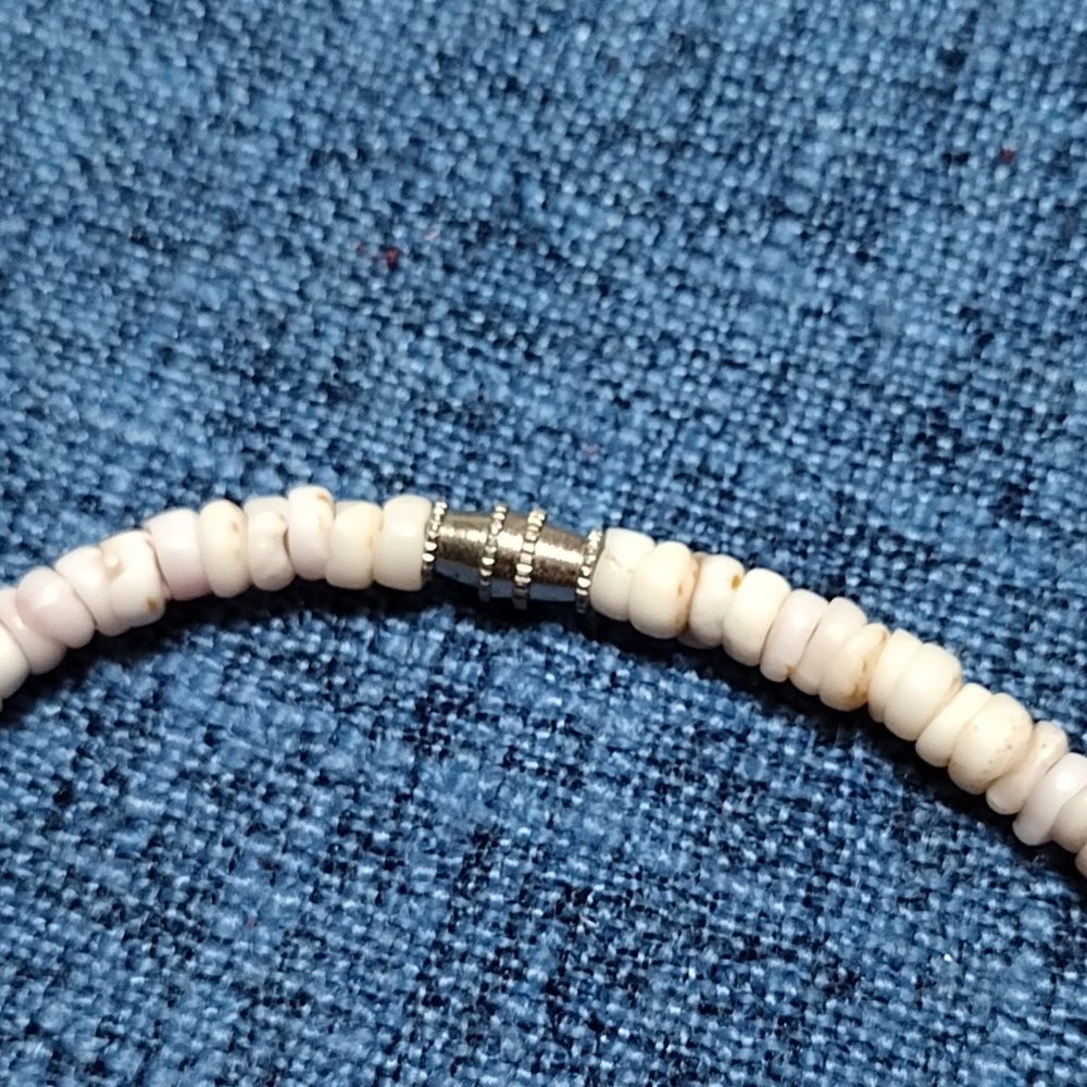 Speckled Rounded Puka Shell Necklace - Picture 3 of 4